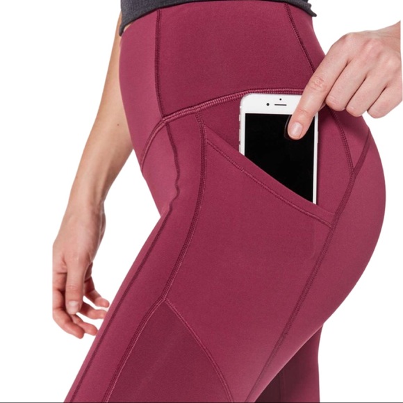 Lululemon All The Right Places Crop II *23" sz 6 Ruby Wine - Picture 6 of 12